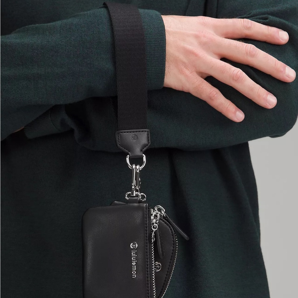 Lululemon Dual Pouch Wristlet Leather Alternative- Black/Silver